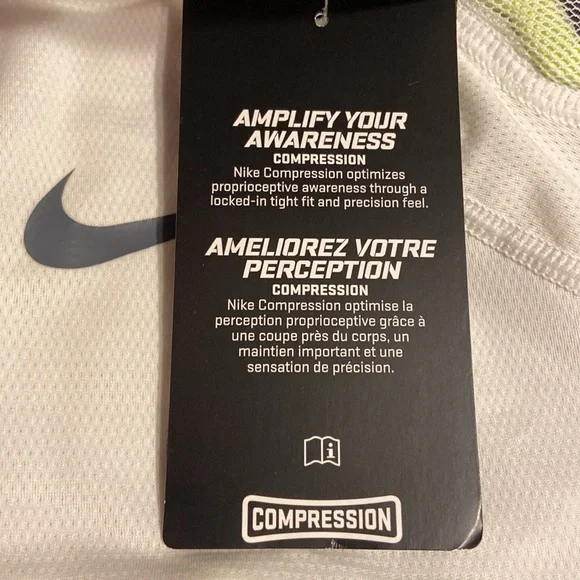 NWT NIKE Pro Combat Hyperstrong Football Base Layer - Picture 15 of 16